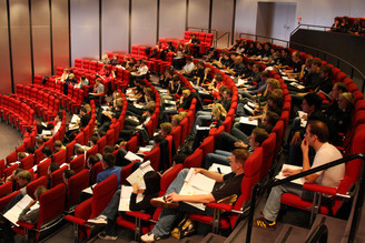 Status|tagged, Photographer|Mazur